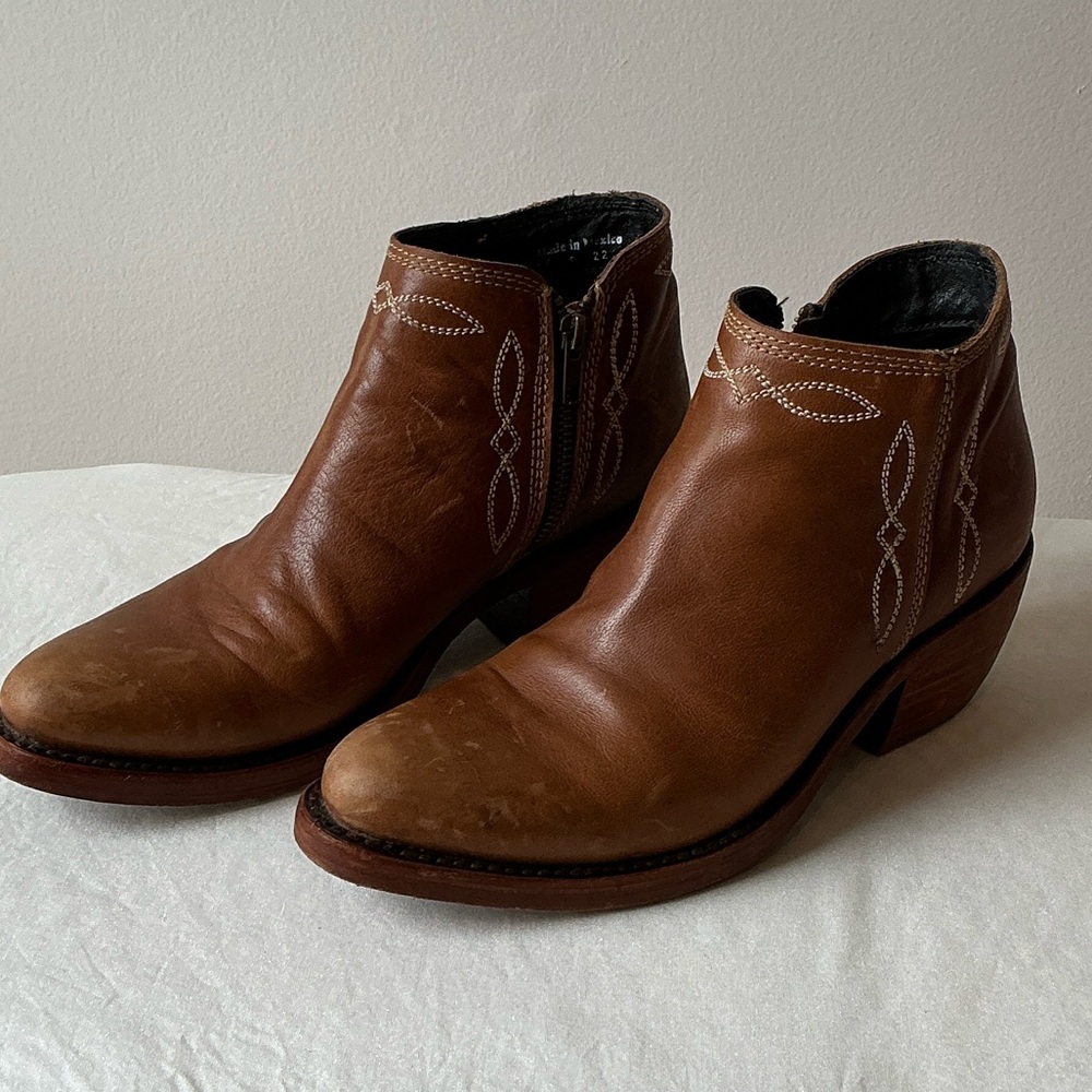Liberty Brown Hand made Leather Boots with Embroidery